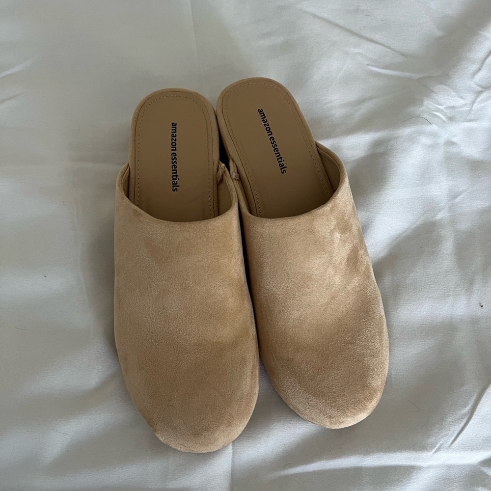 Mules / Clogs